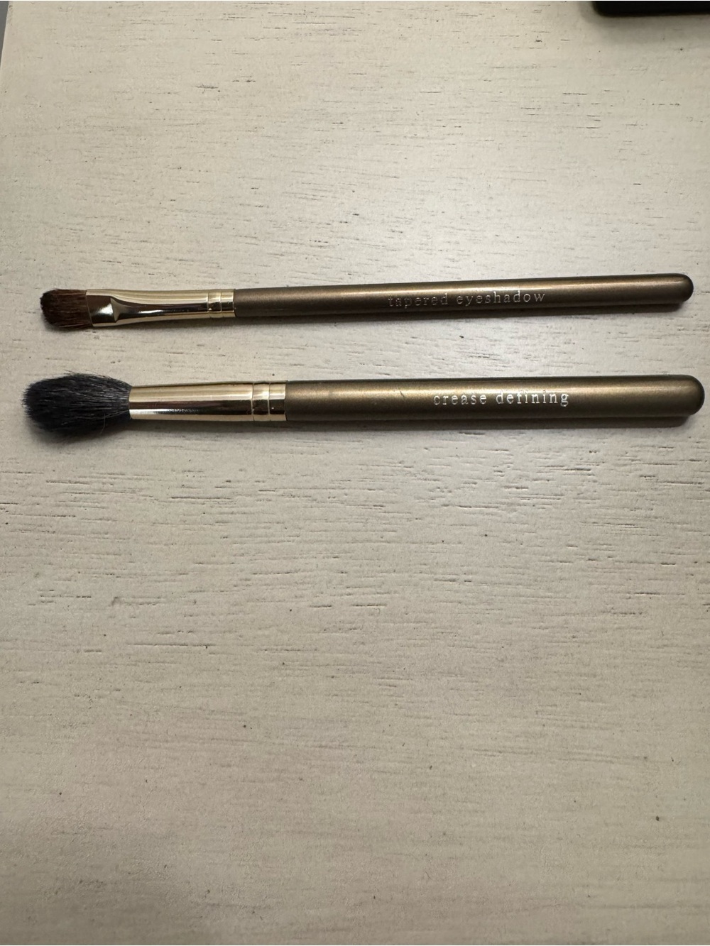 Bare Escentuals Makeup Brush Bundle – 2 Eye Brushes